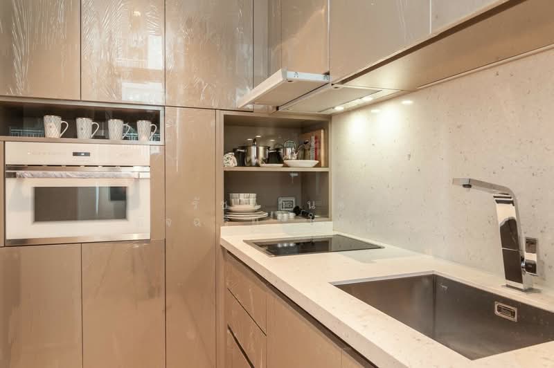 The Diplomat 39, Bangkok, 18 Soi Sukhumvit 39, Sukhumvit Road, Khlong Tan Nua, Watthana, Bangkok, 1 Bedroom, 54 sqm, Condo For Rent, by รัชกานต์ อัจฉริยะโพธา, 500234296 - DDproperty.com