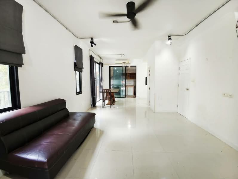 RNP Place Ramintra-Suwinthawong, Bangkok, Sam Wa Road, Bang Chun, Khlong Sam Wa, Bangkok, 4 Bedrooms, 190 sqm, Townhouse For Rent, by Wuthikorn Prasomsan, 500234303 - DDproperty.com