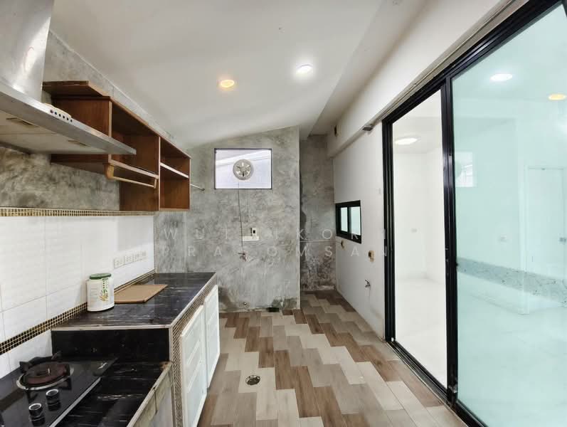 RNP Place Ramintra-Suwinthawong, Bangkok, Sam Wa Road, Bang Chun, Khlong Sam Wa, Bangkok, 4 Bedrooms, 190 sqm, Townhouse For Rent, by Wuthikorn Prasomsan, 500234303 - DDproperty.com