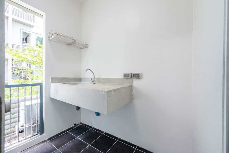 A Space Sukhumvit 77 : เอ สเปซ สุขุมวิท77, กรุงเทพ, 2345 ซอยสุขุมวิท 77, สวนหลวง, สวนหลวง, กรุงเทพ, 30 ตร.ม., คอนโด ขาย, โดย Wanida Dechametarkul, 500234305 - DDproperty.com