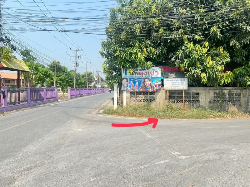 For Sale - บ้านเดี่ยว 2 ชั้น 42 ตร.ว. ครึ่งปูนครึ่งไม้สัก สภาพดี จ.สิงห์บุรี, Sing Buri