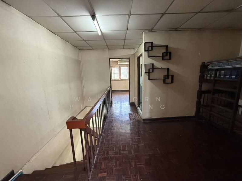 ประชาอุทิศ, Bangkok, Samsen Nok, Huai Khwang, Bangkok, , 200 sqm, Warehouse/Factory For Rent, by Waraporn Puttapong, 500234309 - DDproperty.com