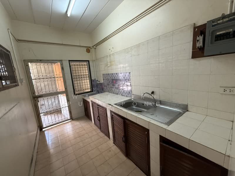 ประชาอุทิศ, กรุงเทพ, สามเสนนอก, ห้วยขวาง, กรุงเทพ, 200 ตร.ม., โกดัง-โรงงาน ให้เช่า, โดย Waraporn Puttapong, 500234309 - DDproperty.com