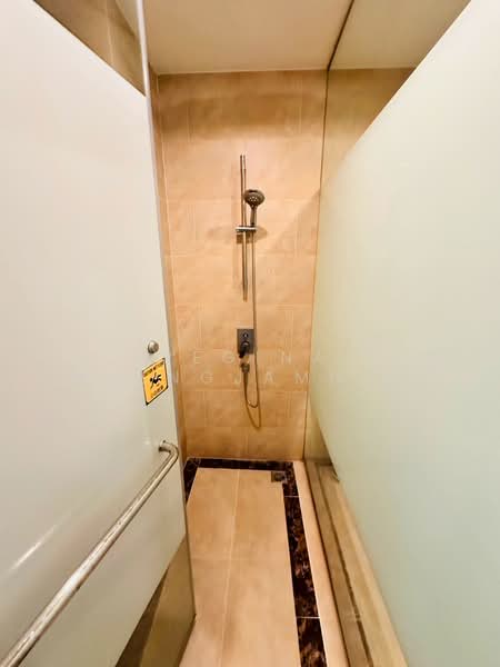 Espana Condo Resort, Chon Buri (Pattaya), 839 Village 12, Nong Pru, Bang Lamung (Pattaya), Chon Buri (Pattaya), 1 Bedroom, 35 sqm, Condo For Sale, by Regina Nuengjamnong, 500234313 - DDproperty.com