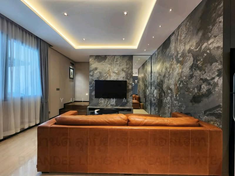 Prime Nine Ekamai, Bangkok, Soi Kamnoet Sap 2 Pradit Manutham Road, Bang Kapi, Huai Khwang, Bangkok, 4 Bedrooms, 315 sqm, Townhouse For Sale, by Yui Chalida, 500234319 - DDproperty.com