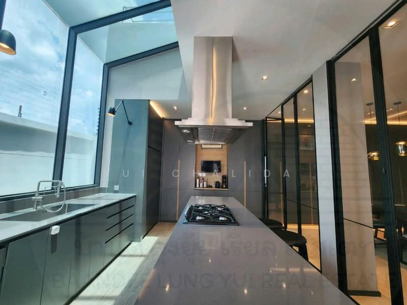 Prime Nine Ekamai, Bangkok, Soi Kamnoet Sap 2 Pradit Manutham Road, Bang Kapi, Huai Khwang, Bangkok, 4 Bedrooms, 315 sqm, Townhouse For Sale, by Yui Chalida, 500234319 - DDproperty.com