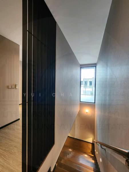Prime Nine Ekamai, Bangkok, Soi Kamnoet Sap 2 Pradit Manutham Road, Bang Kapi, Huai Khwang, Bangkok, 4 Bedrooms, 315 sqm, Townhouse For Sale, by Yui Chalida, 500234319 - DDproperty.com
