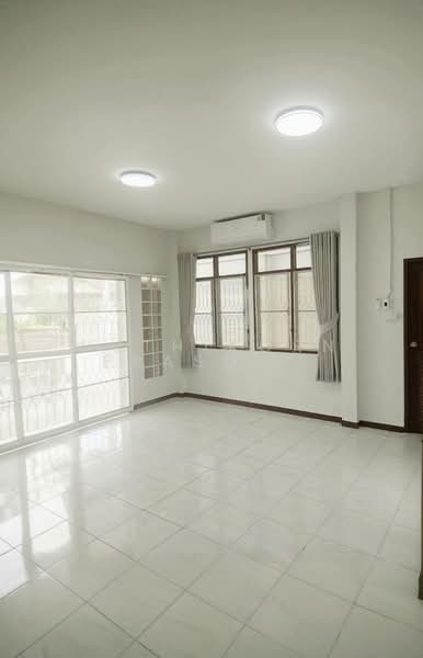 ให้เช่าบ้านเดี่ยว ซอยนวมินทร์ 81 บึงกุ่ม, Bangkok, นวมินทร์, Khlong Kum, Bueng Kum, Bangkok, 3 Bedrooms, 140 sqm, Single Detached House For Rent, by Wuthikorn Prasomsan, 500234327 - DDproperty.com