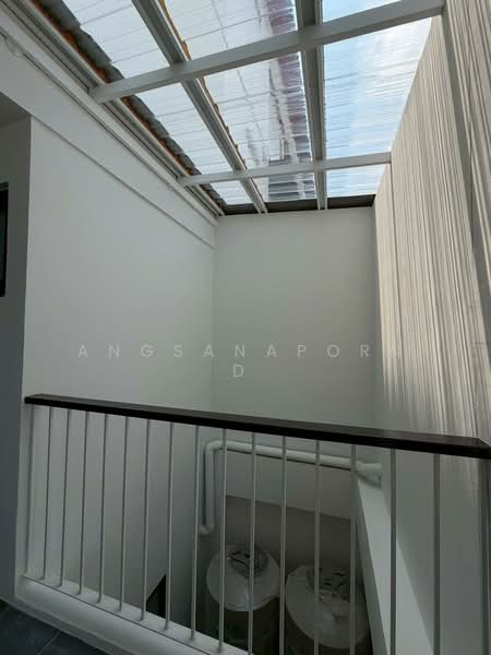 ทาวน์โฮม 4.5 ชั้นพร้อมลิฟต์ ใกล้ bts ปุณณวิถี 800 เมตร, Bangkok, Bang Chak, Phra Khanong, Bangkok, 4 Bedrooms, 300 sqm, Townhouse For Sale, by Angsanaporn D, 500234341 - DDproperty.com