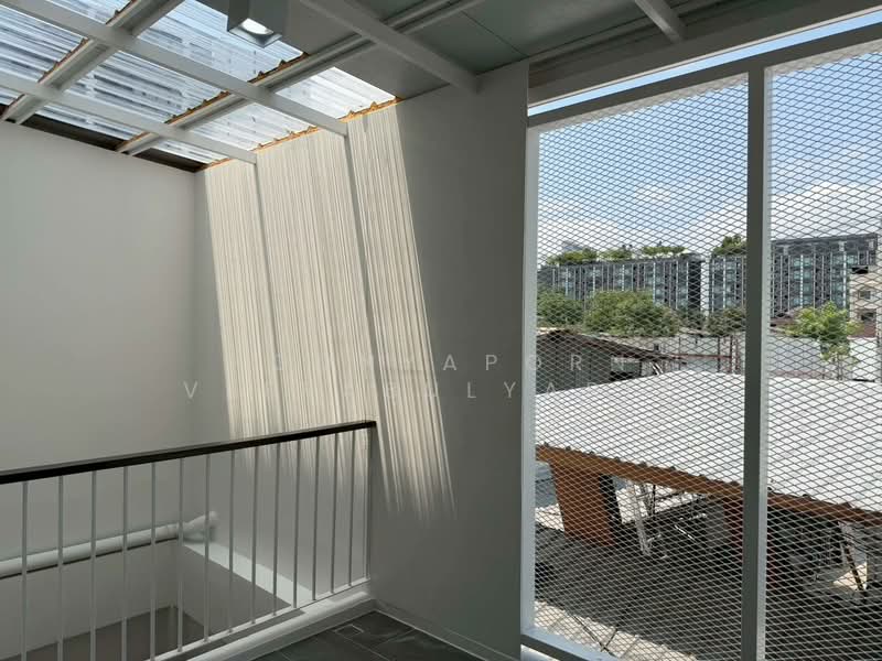 ทาวน์โฮมตกแต่งใหม่ : สุขุมวิท 101, Bangkok, Bang Chak, Phra Khanong, Bangkok, 4 Bedrooms, 414 sqm, Townhouse For Sale, by Poonyaporn Veerabulyarit, 500234349 - DDproperty.com