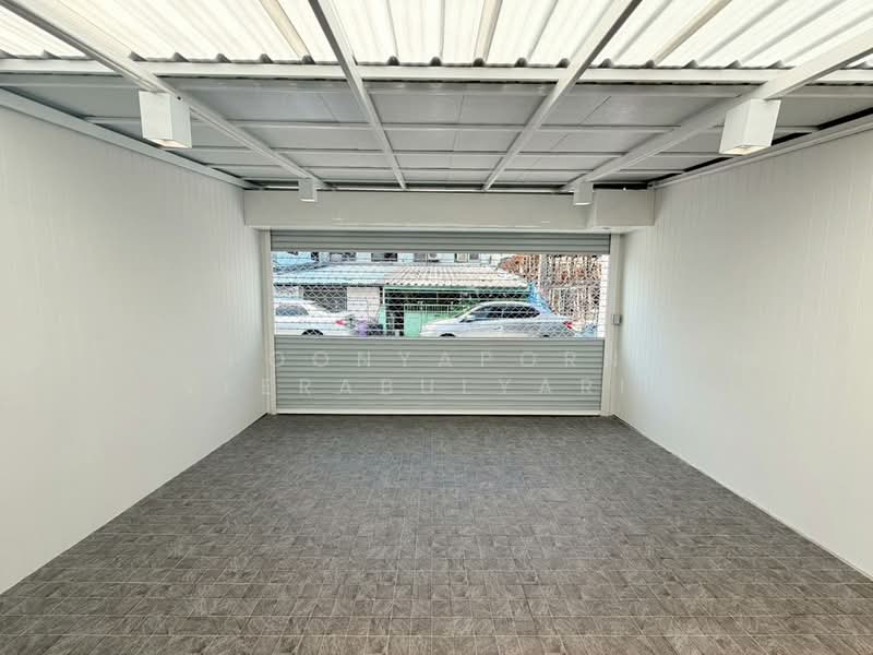 ทาวน์เฮ้าส์ : ซอยงามวงศ์วาน 35 (พงษ์เพชรพัฒนา), กรุงเทพ, ทุ่งสองห้อง, หลักสี่, กรุงเทพ, 150 ตร.ม., ทาวน์เฮ้าส์ ขาย, โดย Poonyaporn Veerabulyarit, 500234355 - DDproperty.com