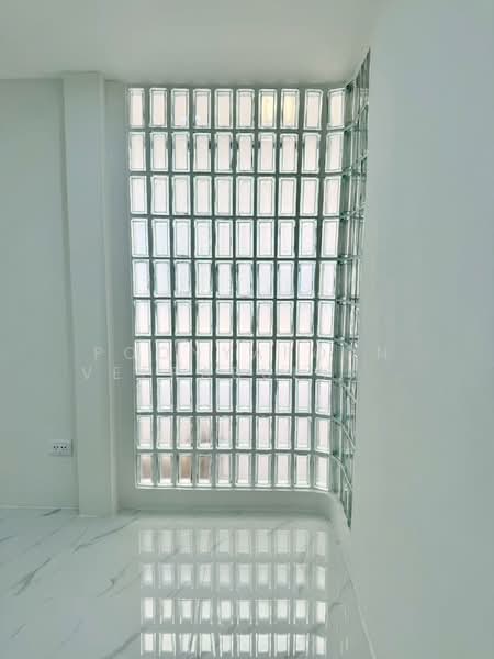 ทาวน์เฮ้าส์ : ซอยงามวงศ์วาน 35 (พงษ์เพชรพัฒนา), Bangkok, Thung Song Hong, Lak Si, Bangkok, 3 Bedrooms, 150 sqm, Townhouse For Sale, by Poonyaporn Veerabulyarit, 500234355 - DDproperty.com