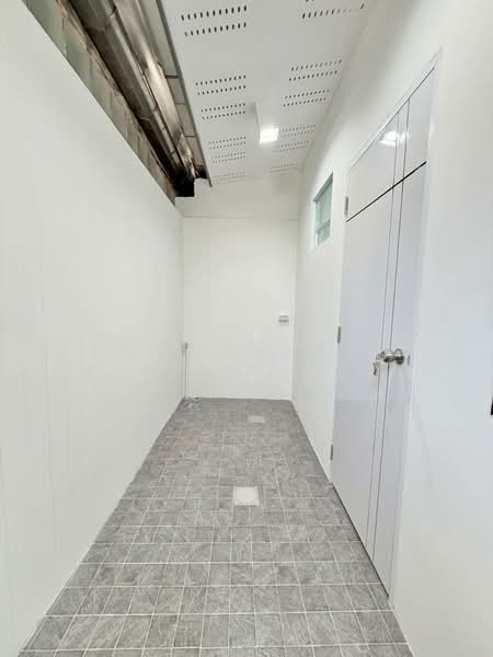 ทาวน์เฮ้าส์ : ซอยงามวงศ์วาน 35 (พงษ์เพชรพัฒนา), Bangkok, Thung Song Hong, Lak Si, Bangkok, 3 Bedrooms, 150 sqm, Townhouse For Sale, by Poonyaporn Veerabulyarit, 500234355 - DDproperty.com