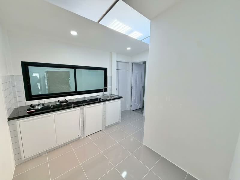 ทาวน์เฮ้าส์ : ซอยงามวงศ์วาน 35 (พงษ์เพชรพัฒนา), กรุงเทพ, ทุ่งสองห้อง, หลักสี่, กรุงเทพ, 150 ตร.ม., ทาวน์เฮ้าส์ ขาย, โดย Poonyaporn Veerabulyarit, 500234355 - DDproperty.com