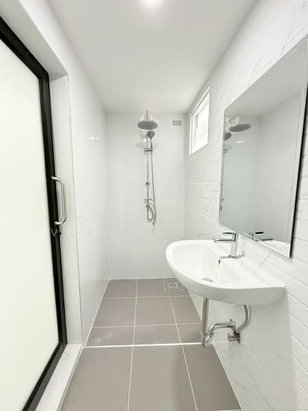 ทาวน์เฮ้าส์ : ซอยงามวงศ์วาน 35 (พงษ์เพชรพัฒนา), Bangkok, Thung Song Hong, Lak Si, Bangkok, 3 Bedrooms, 150 sqm, Townhouse For Sale, by Poonyaporn Veerabulyarit, 500234355 - DDproperty.com