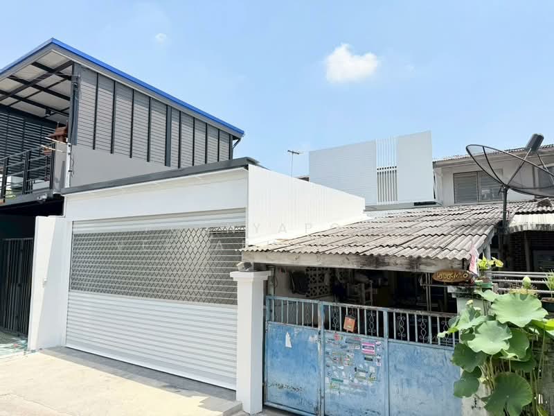 ทาวน์เฮ้าส์ : ซอยงามวงศ์วาน 35 (พงษ์เพชรพัฒนา), Bangkok, Thung Song Hong, Lak Si, Bangkok, 3 Bedrooms, 150 sqm, Townhouse For Sale, by Poonyaporn Veerabulyarit, 500234355 - DDproperty.com
