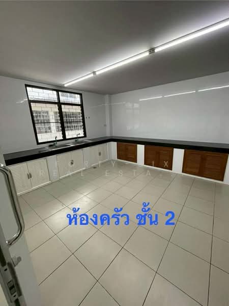For Rent - ให้เช่าอาคารพาณิชย์ 2 ชั้น หลังใหญ่ รถสิบล้อเข้าได้!, Bangkok