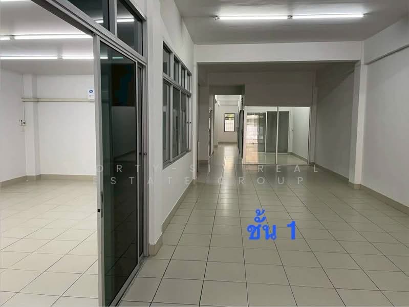 For Rent - ให้เช่าอาคารพาณิชย์ 2 ชั้น หลังใหญ่ รถสิบล้อเข้าได้!, Bangkok