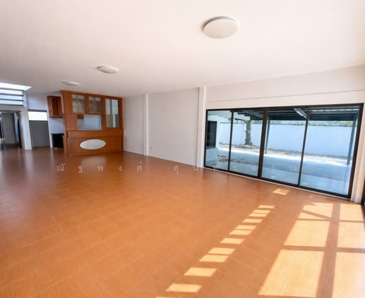 ไม่พบโครงการ, Bangkok, วิภาวดี 14-18, Din Daeng, Din Daeng, Bangkok, 5 Bedrooms, 400 sqm, Single Detached House For Rent, by ณัฐพงศ์ สุนทรอรุณ, 500234393 - DDproperty.com