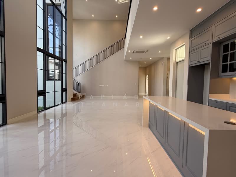 Narasiri Krungthep Kreetha, Bangkok, 69 Soi Pracha Ruamjai, Hua Mak, Bang Kapi, Bangkok, 5 Bedrooms, 551 sqm, Single Detached House For Sale, by Paphada Rattanaburi, 500234437 - DDproperty.com