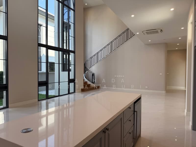 Narasiri Krungthep Kreetha, Bangkok, 69 Soi Pracha Ruamjai, Hua Mak, Bang Kapi, Bangkok, 5 Bedrooms, 551 sqm, Single Detached House For Sale, by Paphada Rattanaburi, 500234437 - DDproperty.com