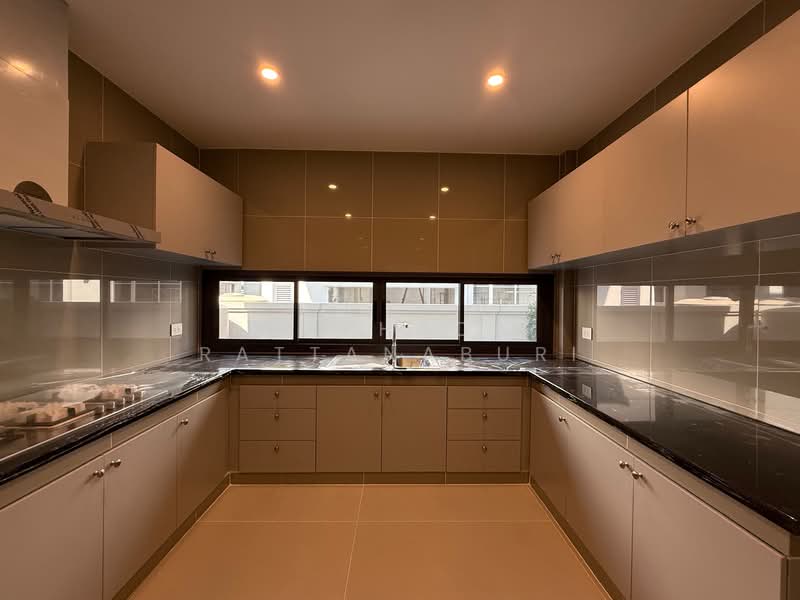 Narasiri Krungthep Kreetha, Bangkok, 69 Soi Pracha Ruamjai, Hua Mak, Bang Kapi, Bangkok, 5 Bedrooms, 551 sqm, Single Detached House For Sale, by Paphada Rattanaburi, 500234437 - DDproperty.com