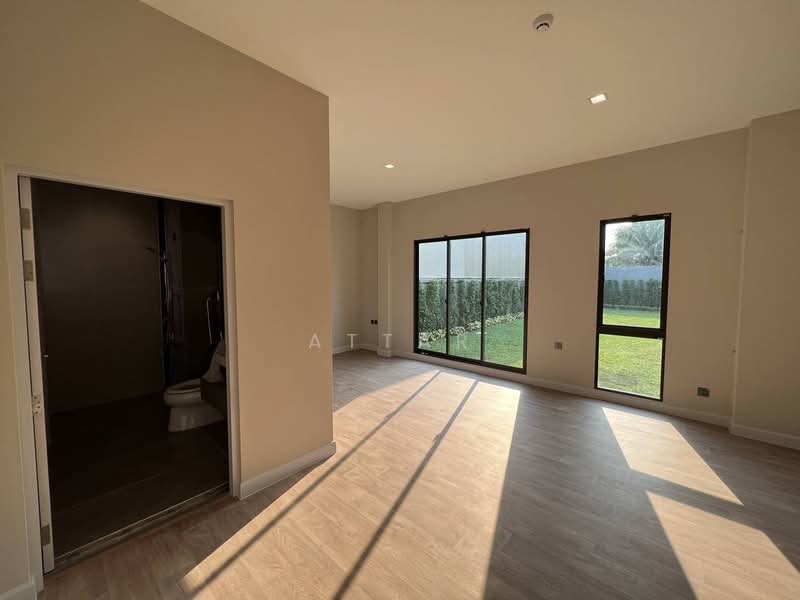 Grand Bangkok Boulevard Kaset-Nawamin, Bangkok, Khlong Kum, Bueng Kum, Bangkok, 5 Bedrooms, 591 sqm, Single Detached House For Sale, by Attar, 500234441 - DDproperty.com