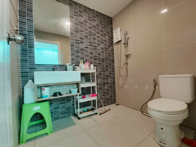 Pruksa Ville 92 Onnut-Suvarnabhumi, Samut Prakan, Soi Ladkrabang 14/1, Ladkrabang Road, Rachathewa, Bang Plee, Samut Prakan, 3 Bedrooms, 100 sqm, Townhouse For Sale, by The Best Property สร้อย, 500234492 - DDproperty.com