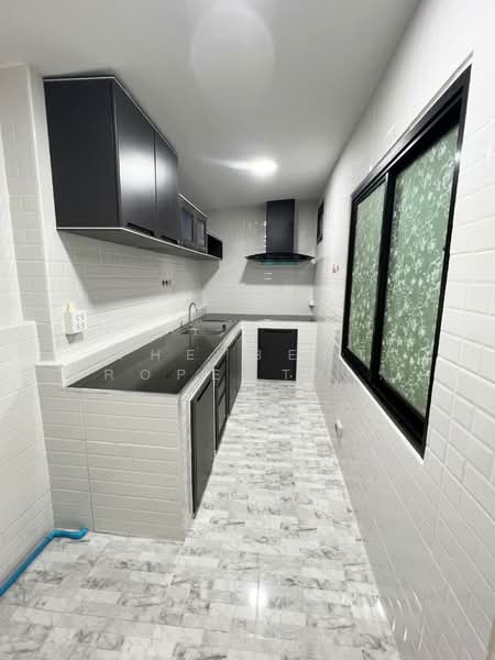 เดอะเซ็นทรัล3 อัสสัมชัญ-ศรีราชา (The Central3 Assumption-Sriracha), Chon Buri (Pattaya), Surasak, Si Racha, Chon Buri (Pattaya), 2 Bedrooms, 100 sqm, Townhouse For Sale, by The Best Property เปิ้ล, 500234498 - DDproperty.com