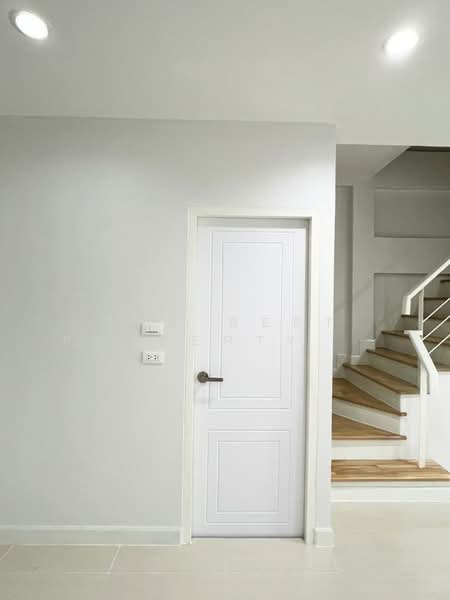 เดอะเซ็นทรัล3 อัสสัมชัญ-ศรีราชา (The Central3 Assumption-Sriracha), Chon Buri (Pattaya), Surasak, Si Racha, Chon Buri (Pattaya), 2 Bedrooms, 100 sqm, Townhouse For Sale, by The Best Property เปิ้ล, 500234498 - DDproperty.com