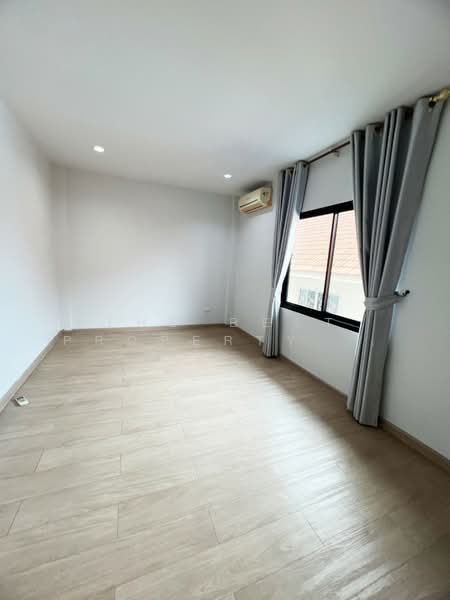 เดอะเซ็นทรัล3 อัสสัมชัญ-ศรีราชา (The Central3 Assumption-Sriracha), Chon Buri (Pattaya), Surasak, Si Racha, Chon Buri (Pattaya), 2 Bedrooms, 100 sqm, Townhouse For Sale, by The Best Property เปิ้ล, 500234498 - DDproperty.com