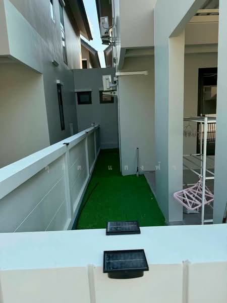 ให้เช่าทาวน์โฮม โครงการใหม่ ม.โกลเด้นท์พรีเว่ หนองมน ชลบุรี, Chon Buri (Pattaya), Saen Suk, Muang Chon Buri, Chon Buri (Pattaya), 4 Bedrooms, 120 sqm, Townhouse For Rent, by Dusit Saengfa, 500234501 - DDproperty.com