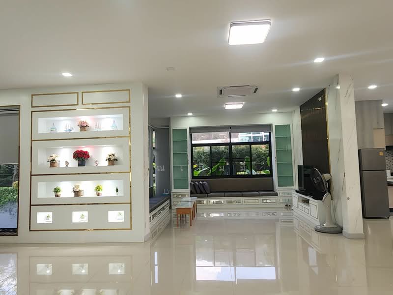 ขายบ้านพักตากอากาศหรู เขาใหญ่ พญาเย็น วิวภูเขา | ที่ดิน 300 ตร.วา 3 อาคาร พร้อมสระว่ายน้ำ, นครราชสีมา, พญาเย็น, ปากช่อง, นครราชสีมา, 448 ตร.ม., บ้านเดี่ยว ขาย, โดย คุณเอ็มมี่, 500234510 - DDproperty.com