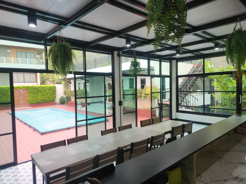 ขายบ้านพักตากอากาศหรู เขาใหญ่ พญาเย็น วิวภูเขา | ที่ดิน 300 ตร.วา 3 อาคาร พร้อมสระว่ายน้ำ, นครราชสีมา, พญาเย็น, ปากช่อง, นครราชสีมา, 448 ตร.ม., บ้านเดี่ยว ขาย, โดย คุณเอ็มมี่, 500234510 - DDproperty.com