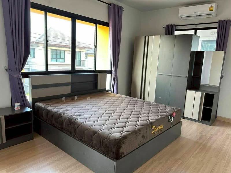 ให้เช่าบ้านเดี่ยว ม.ธาดาทาวน์เคิร์ฟ บ่อวิน ศรีราชา, Chon Buri (Pattaya), Bo Win, Si Racha, Chon Buri (Pattaya), 3 Bedrooms, 120 sqm, Single Detached House For Rent, by Dusit Saengfa, 500234511 - DDproperty.com