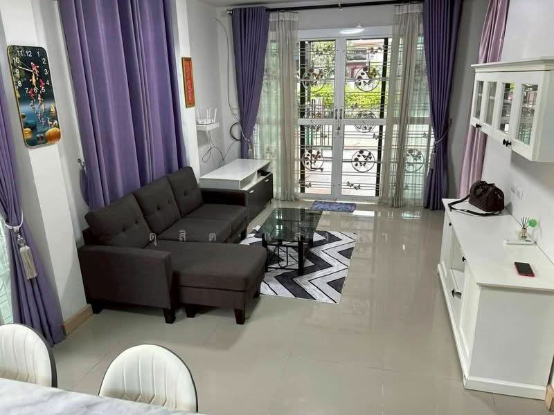 ให้เช่าบ้านเดี่ยว ม.ธาดาทาวน์เคิร์ฟ บ่อวิน ศรีราชา, Chon Buri (Pattaya), Bo Win, Si Racha, Chon Buri (Pattaya), 3 Bedrooms, 120 sqm, Single Detached House For Rent, by Dusit Saengfa, 500234511 - DDproperty.com