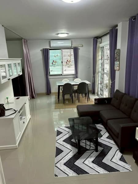 ให้เช่าบ้านเดี่ยว ม.ธาดาทาวน์เคิร์ฟ บ่อวิน ศรีราชา, Chon Buri (Pattaya), Bo Win, Si Racha, Chon Buri (Pattaya), 3 Bedrooms, 120 sqm, Single Detached House For Rent, by Dusit Saengfa, 500234511 - DDproperty.com