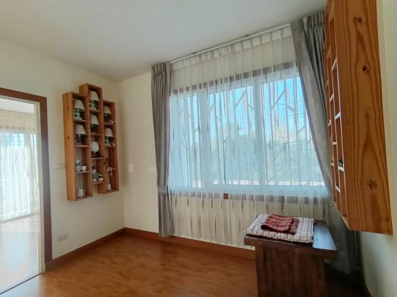 ให้เช่าบ้านเดี่ยว หลังมุม ม.ซีซั่นวัลเล่ย์ สวนเสือ ศรีราชา, ชลบุรี, สุรศักดิ์, ศรีราชา, ชลบุรี, 180 ตร.ม., บ้านเดี่ยว ให้เช่า, โดย ดุสิต แสงฟ้า, 500234517 - DDproperty.com