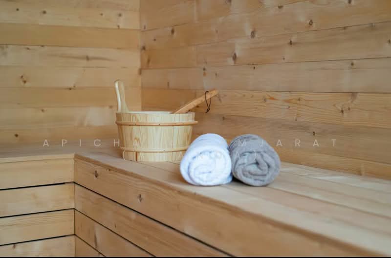 ให้เช่า - 4-Bedroom Villa with Private Sauna Rawai Phuket, ภูเก็ต