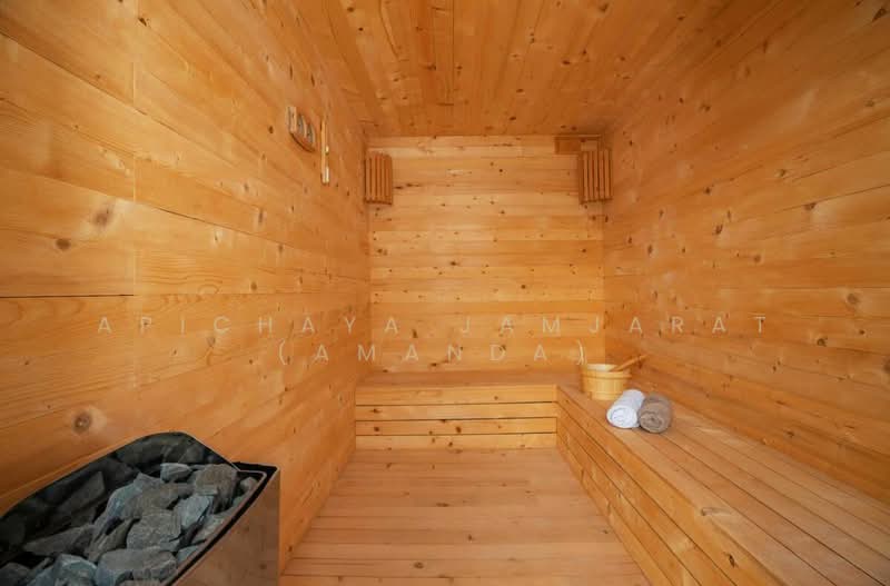 ให้เช่า - 4-Bedroom Villa with Private Sauna Rawai Phuket, ภูเก็ต