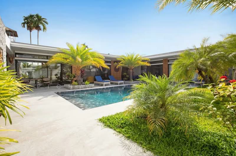 ให้เช่า - 4-Bedroom Villa with Private Sauna Rawai Phuket, ภูเก็ต