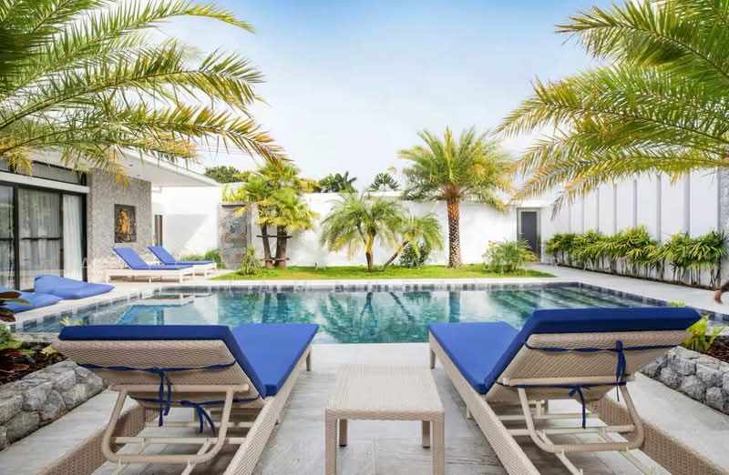 For Rent - 4-Bedroom Villa with Private Sauna Rawai Phuket, Phuket