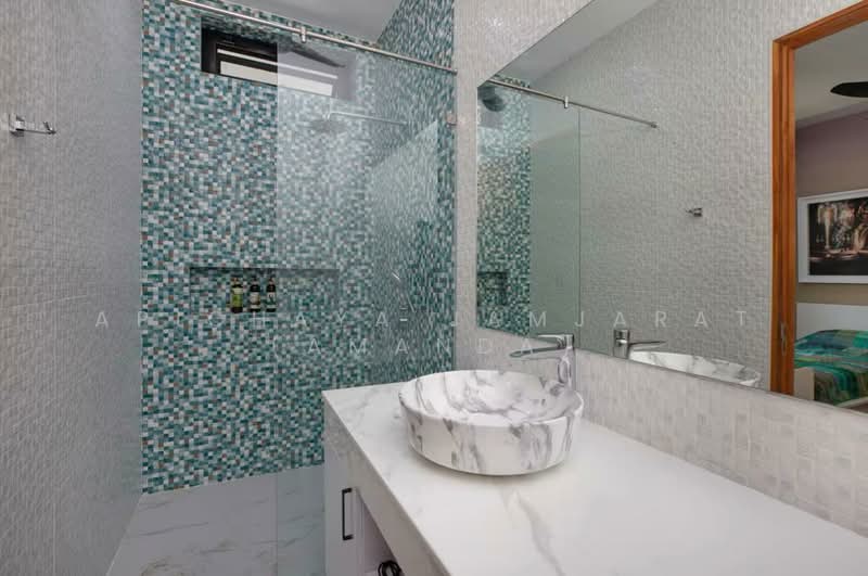 For Rent - 4-Bedroom Villa with Private Sauna Rawai Phuket, Phuket