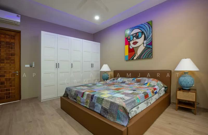 ให้เช่า - 4-Bedroom Villa with Private Sauna Rawai Phuket, ภูเก็ต