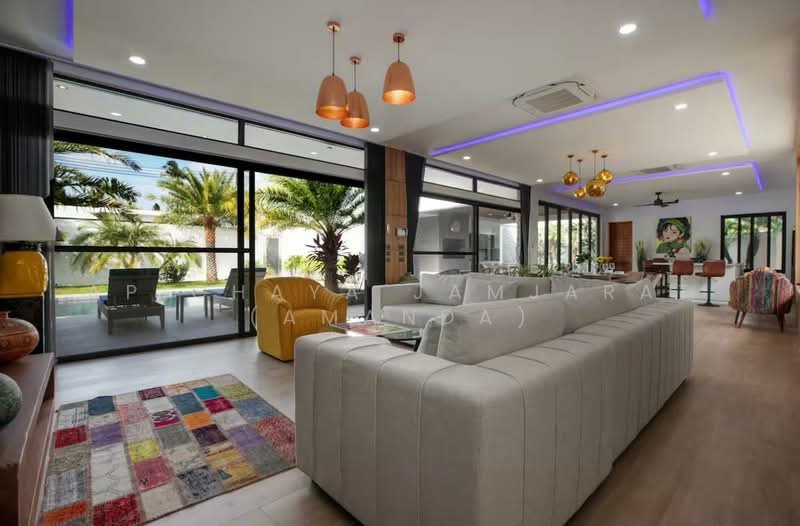 ให้เช่า - 4-Bedroom Villa with Private Sauna Rawai Phuket, ภูเก็ต