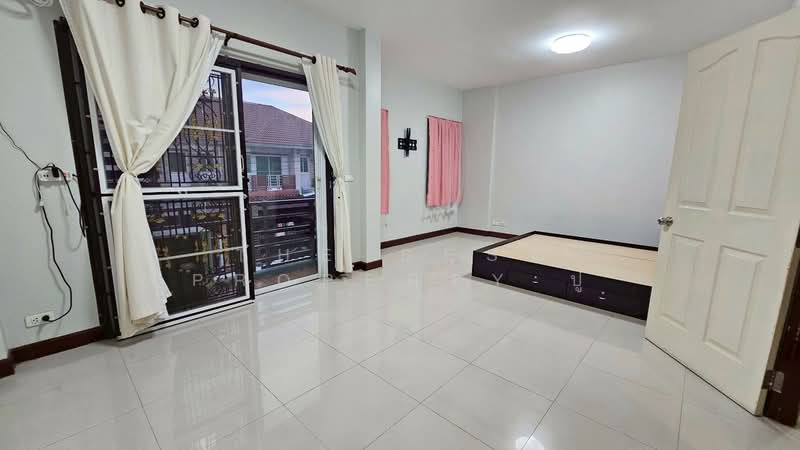 ทรัพย์รุ่งเรืองซิตี้ สมุทรปราการ, Samut Prakan, Tai Ban Mai, Muang Samut Prakarn, Samut Prakan, 3 Bedrooms, 100 sqm, Townhouse For Sale, by The Best Property ปู, 500234534 - DDproperty.com