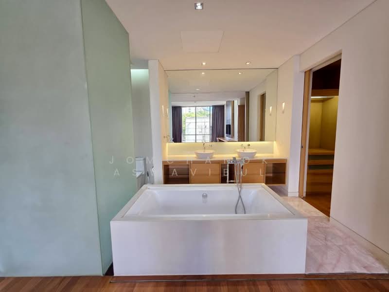 Domus 16, Bangkok, 19 Soi Sukhumvit 16, Khlong Toei, Khlong Toei, Bangkok, 2 Bedrooms, 167 sqm, Condo For Sale, by Jomchanok Aswavibul, 500234536 - DDproperty.com