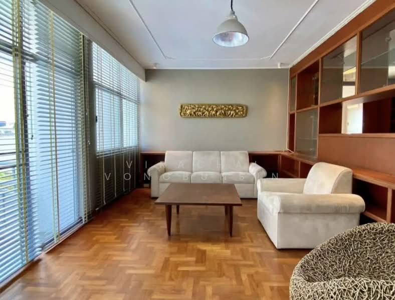 Siam Penthouse 2 Condominium, Bangkok, 72 Soi Sathorn 1, Sathorn Road, Thung Maha Mek, Sathon, Bangkok, 3 Bedrooms, 175 sqm, Condo For Rent, by Virachai Vongbunsin, 500234548 - DDproperty.com