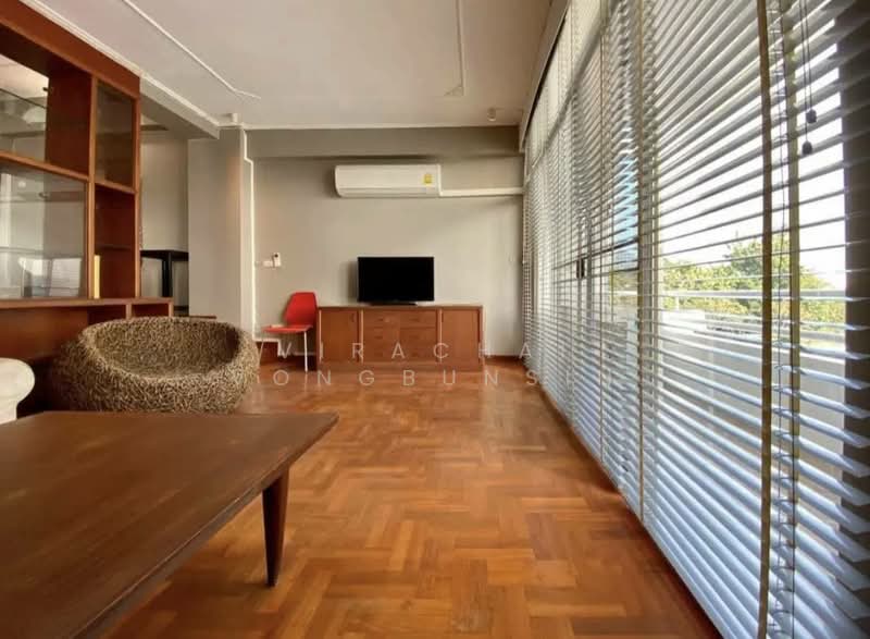 Siam Penthouse 2 Condominium, Bangkok, 72 Soi Sathorn 1, Sathorn Road, Thung Maha Mek, Sathon, Bangkok, 3 Bedrooms, 175 sqm, Condo For Rent, by Virachai Vongbunsin, 500234548 - DDproperty.com