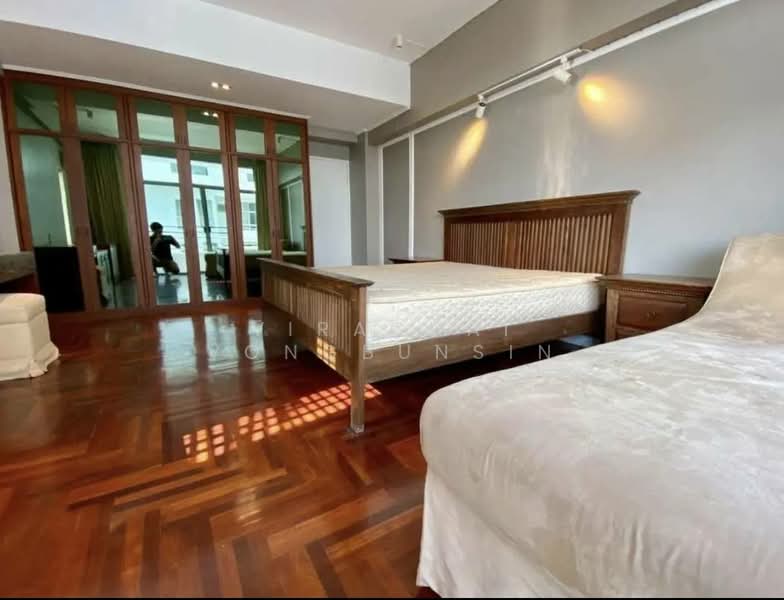 Siam Penthouse 2 Condominium, Bangkok, 72 Soi Sathorn 1, Sathorn Road, Thung Maha Mek, Sathon, Bangkok, 3 Bedrooms, 175 sqm, Condo For Rent, by Virachai Vongbunsin, 500234548 - DDproperty.com